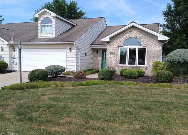 Property at 15162 Trails Lndg, Strongsville, OH 44136, 2 beds, 2 baths