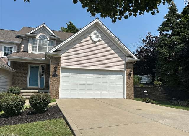 Property at 91 Sunset Cove Cir, Eastlake, OH 44095, 3 beds, 3 baths