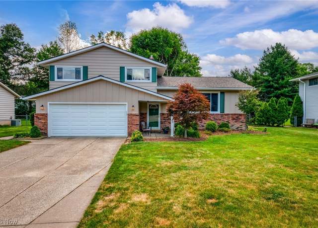 Property at 33222 Warwickshire Ln, Solon, OH 44139, 3 beds, 1.5 baths