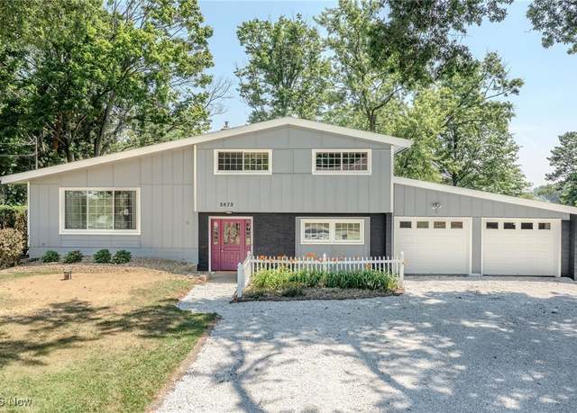 Property at 3873 Croydon Rd, Norton, OH 44203, 3 beds, 2 baths