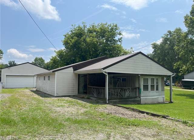 Property at 1376 Fairview Ave, Atwater, OH 44201, 2 beds, 1.5 baths