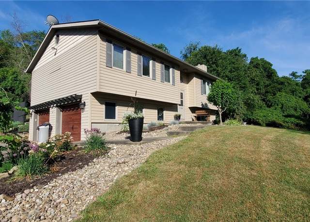 Property at 66201 Read Rd, Cambridge, OH 43725, 4 beds, 2.5 baths