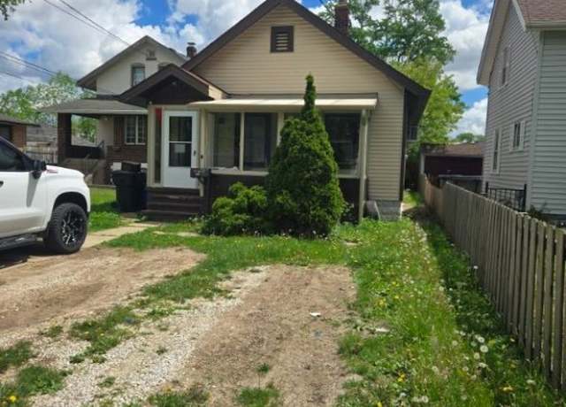 Property at 3873 W 143rd St, Cleveland, OH 44111, 2 beds, 1 bath