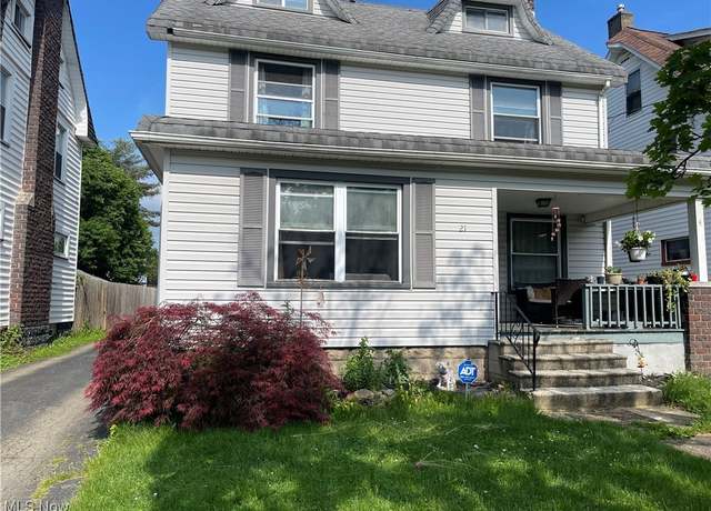 Property at 21 Summit Ave, Niles, OH 44446, 5 beds, 1.5 baths