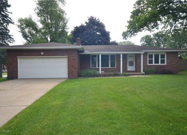Property at 85 Sara Bern Dr, Tallmadge, OH 44278, 3 beds, 2 baths