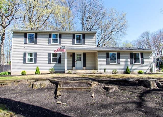 Property at 2449 Audubon Rd, Akron, OH 44320, 4 beds, 2.5 baths