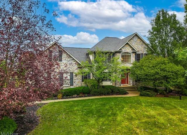 Property at 6349 Manor Glen Dr, Medina, OH 44256, 4 beds, 4.5 baths