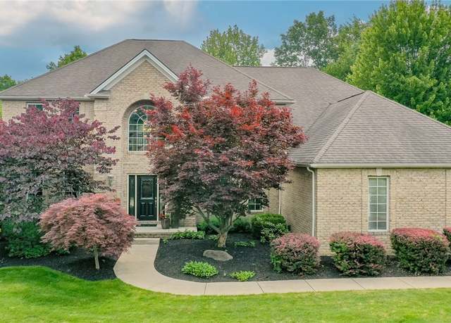 Property at 9013 Crooked Creek Ln, Broadview Heights, OH 44147, 4 beds, 5 baths