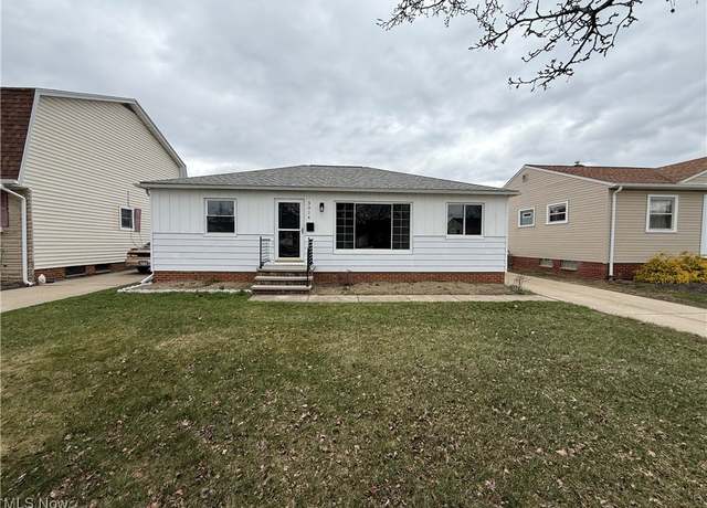 Property at 3014 Priscilla Ave, Parma, OH 44134, 3 beds, 2 baths