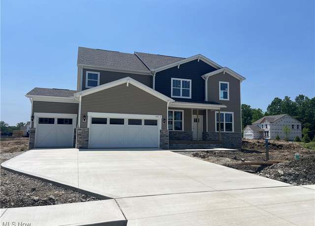 Property at 32005 Westview Trl, Avon Lake, OH 44012, 5 beds, 3.5 baths