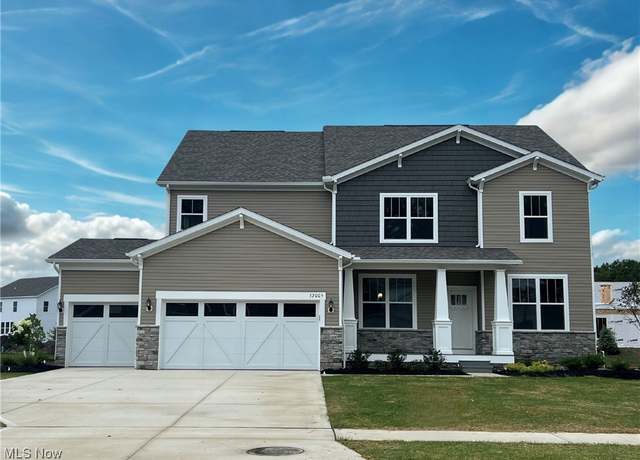 Property at 32005 Westview Trl, Avon Lake, OH 44012, 5 beds, 3.5 baths