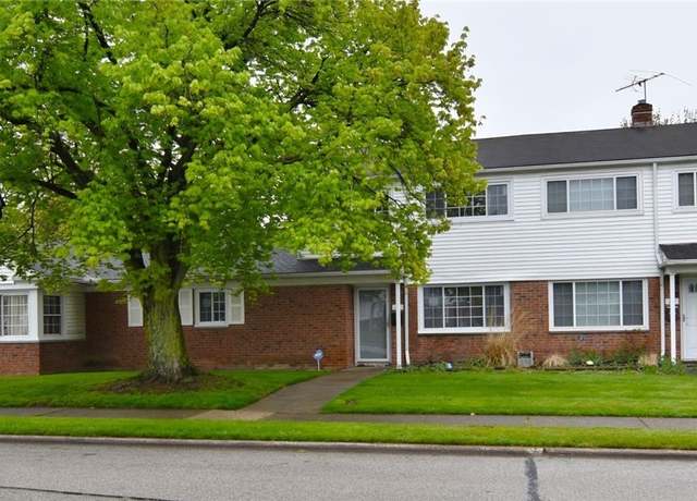 Property at 216 E 235th St, Euclid, OH 44123, 2 beds, 1 bath