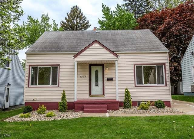 Property at 1232 Dover Ave, Akron, OH 44320, 3 beds, 1 bath