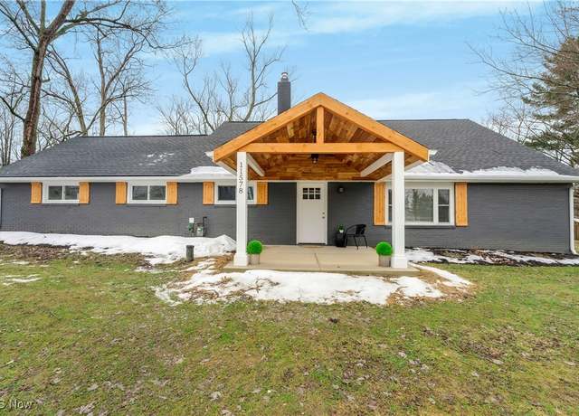 Property at 11578 E Hill Dr, Chesterland, OH 44026, 4 beds, 2.5 baths