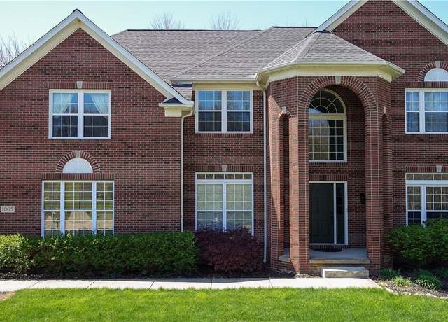 Property at 1005 W Parkway Blvd, Aurora, OH 44202, 4 beds, 4 baths