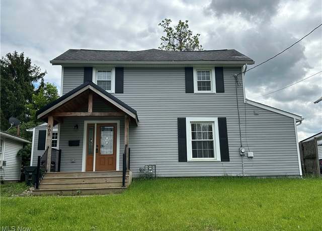 Property at 408 W Paradise St, Orrville, OH 44667, 3 beds, 2 baths