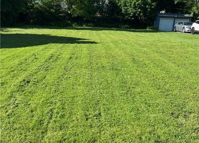 Property at 3319 E Yorkshire Rd, Cleveland Heights, OH 44118