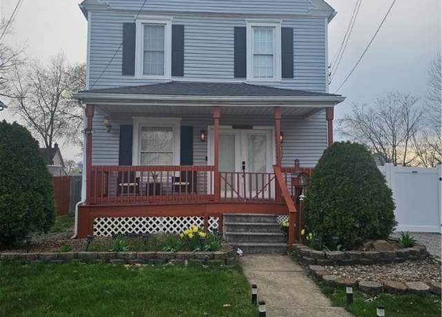 Property at 2414 Reid Ave, Lorain, OH 44052, 3 beds, 1.5 baths
