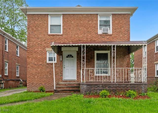 Property at 3674 W 117th St, Cleveland, OH 44111, 4 beds, 2 baths