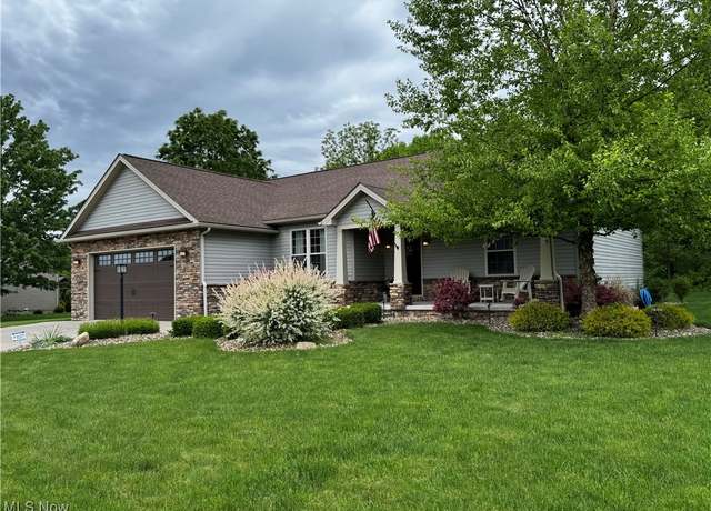 Property at 52 Cedars Dr, Poland, OH 44514, 4 beds, 3 baths