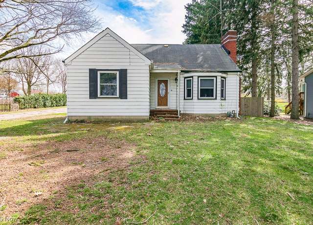 Property at 8698 Station St, Mentor, OH 44060, 4 beds, 1 bath