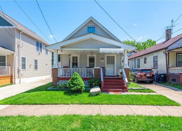 Property at 3201 W 54th St, Cleveland, OH 44102, 3 beds, 2.5 baths