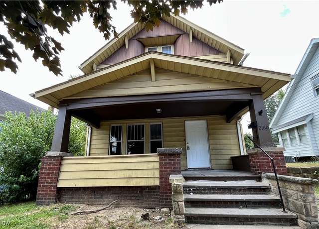 Property at 2160 12th St SW, Akron, OH 44314, 3 beds, 1 bath
