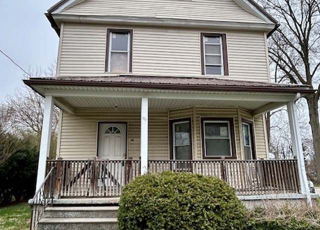 Property at 119 Erie St, Elyria, OH 44035, 3 beds, 2.5 baths