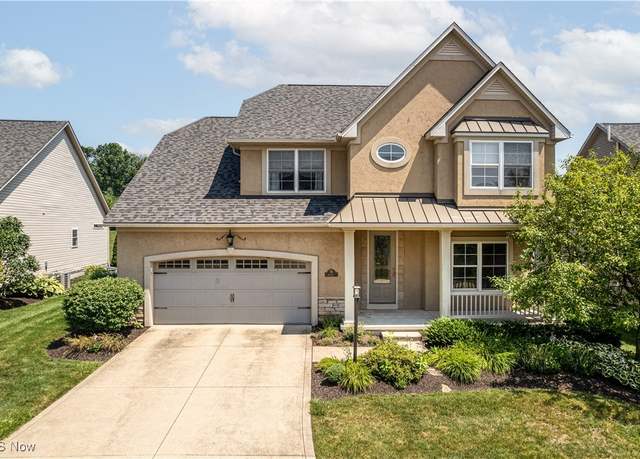 Property at 6047 Meadow Lake Dr, Medina, OH 44256, 3 beds, 3 baths