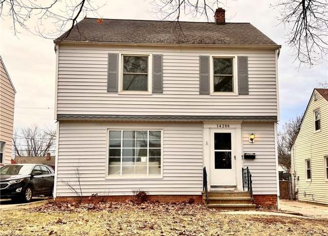 Property at 14206 Krems Ave, Maple Heights, OH 44137, 3 beds, 1.5 baths