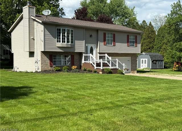 Property at 2579 Wealthy Dr, Copley, OH 44321, 3 beds, 1.5 baths