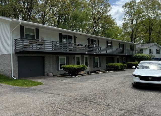 Property at 3029 N Turkeyfoot Rd, Akron, OH 44319, 6 beds, 3 baths