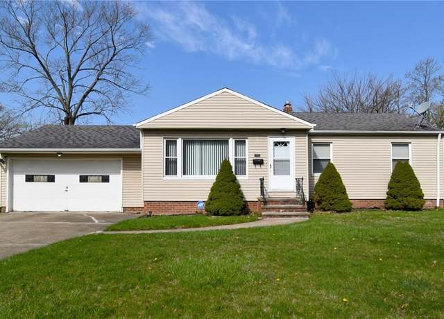 Property at 4880 Green Rd, Warrensville Heights, OH 44128, 3 beds, 1 bath