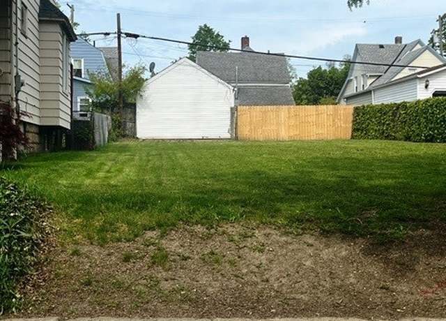 Property at 1486 Hopkins Ave, Lakewood, OH 44107