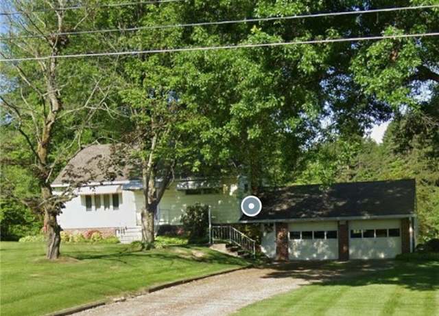 Property at 2900 S Hametown Rd, Norton, OH 44203, 3 beds, 1.5 baths