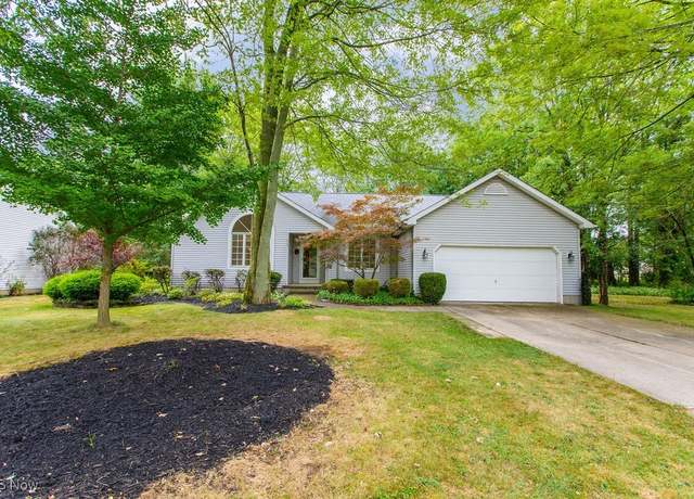 Property at 2463 Candlewood Dr, Avon, OH 44011, 3 beds, 2 baths