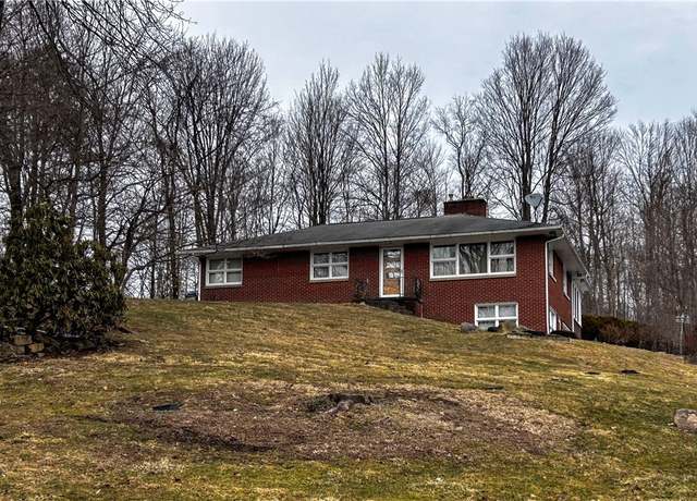 Property at 872 Yankee Run Rd, Masury, OH 44438, 3 beds, 3 baths