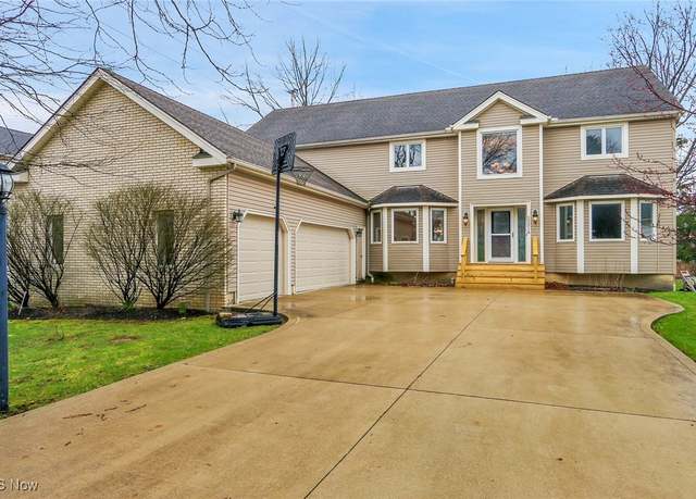 Property at 22318 Halburton Rd, Beachwood, OH 44122, 6 beds, 4.5 baths