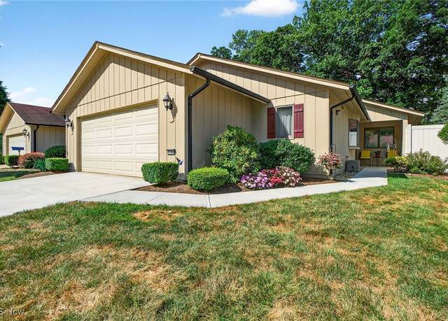 Property at 11304 Blodgett Creek Trl, Strongsville, OH 44149, 3 beds, 2 baths