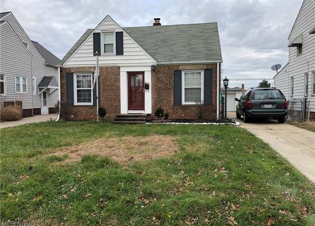 Property at 10621 Elmwood Ave, Garfield Heights, OH 44125, 3 beds, 1.5 baths