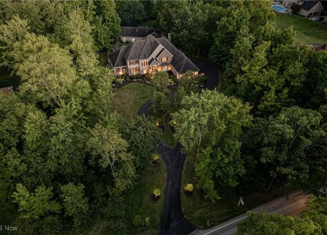 Property at 35906 Solon Rd, Solon, OH 44139, 4 beds, 6 baths