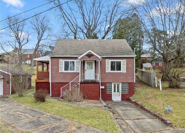 Property at 103 Denese Dr, Weirton, WV 26062, 4 beds, 2 baths