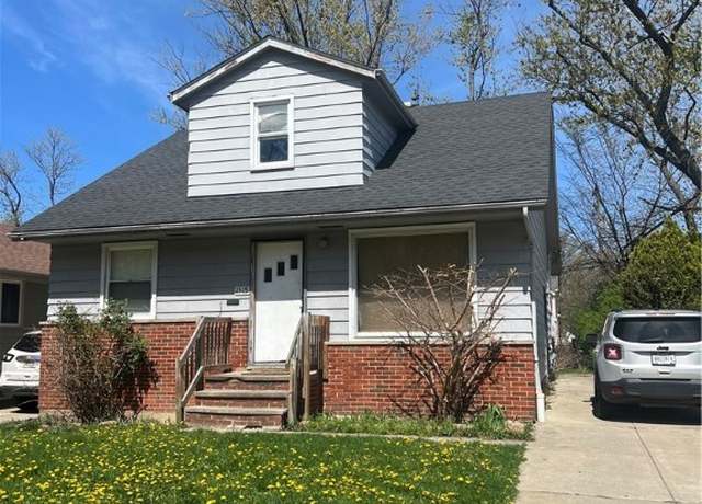 Property at 1515 E 193rd St, Euclid, OH 44117, 4 beds, 2 baths