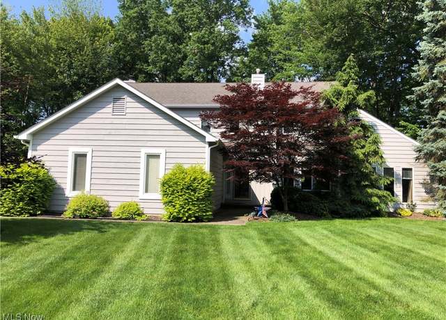 Property at 32311 Walnut Ct, Avon Lake, OH 44012, 4 beds, 2.5 baths