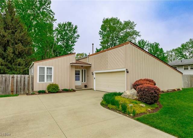 Property at 6510 Nicoll Dr, North Ridgeville, OH 44039, 4 beds, 1.5 baths