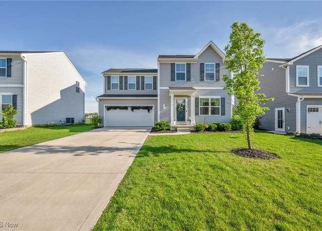 Property at 106 River Run Dr, Elyria, OH 44035, 3 beds, 3 baths