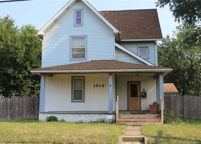 Property at 1513 14th St SW, Canton, OH 44706, 3 beds, 2 baths