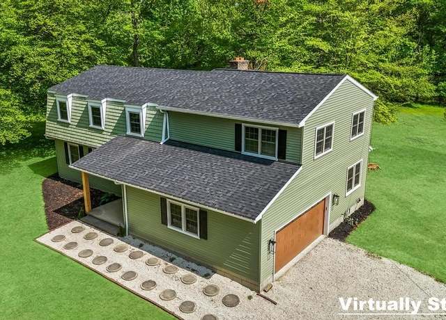 Property at 6730 Stone Rd, Medina, OH 44256, 4 beds, 3.5 baths
