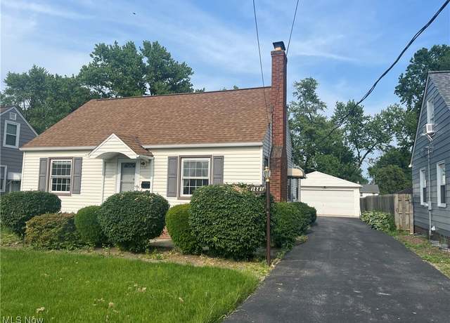 Property at 1641 Lander Rd, Cleveland, OH 44124, 3 beds, 1.5 baths