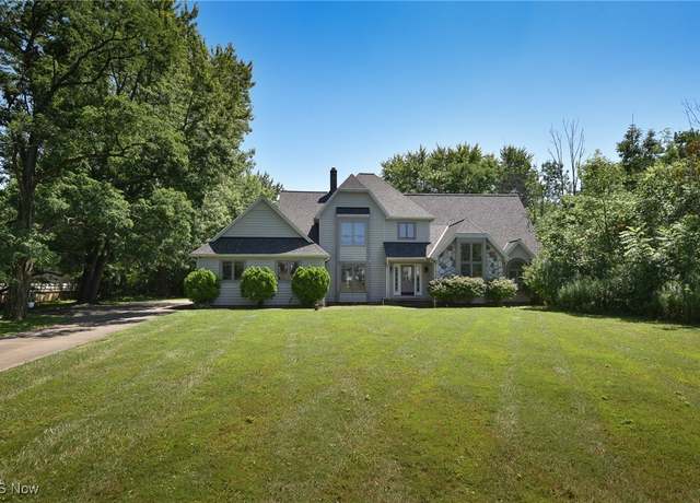 Property at 30776 Cedar Rd, Pepper Pike, OH 44124, 4 beds, 4.5 baths